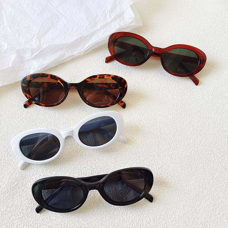 Designer Sunglasses - Kadınlar için Vintage Küçük Oval Güneş