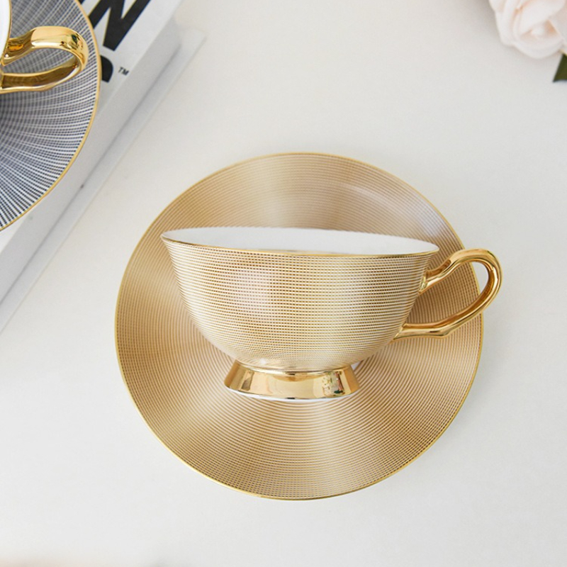 Avrupa Kahve Kupa Seti Kemik Ç - Luxury Gift Set incelemesi ve fiyatı