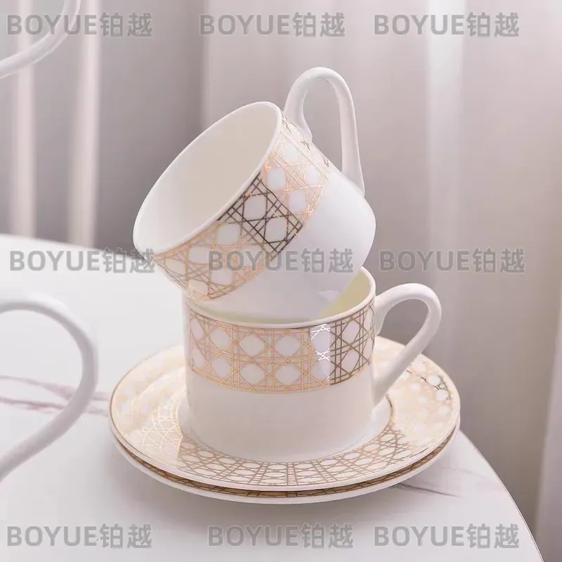 Lüks Kemik Çini Kahve Fincan S - Luxury Gift Set incelemesi ve fiyatı